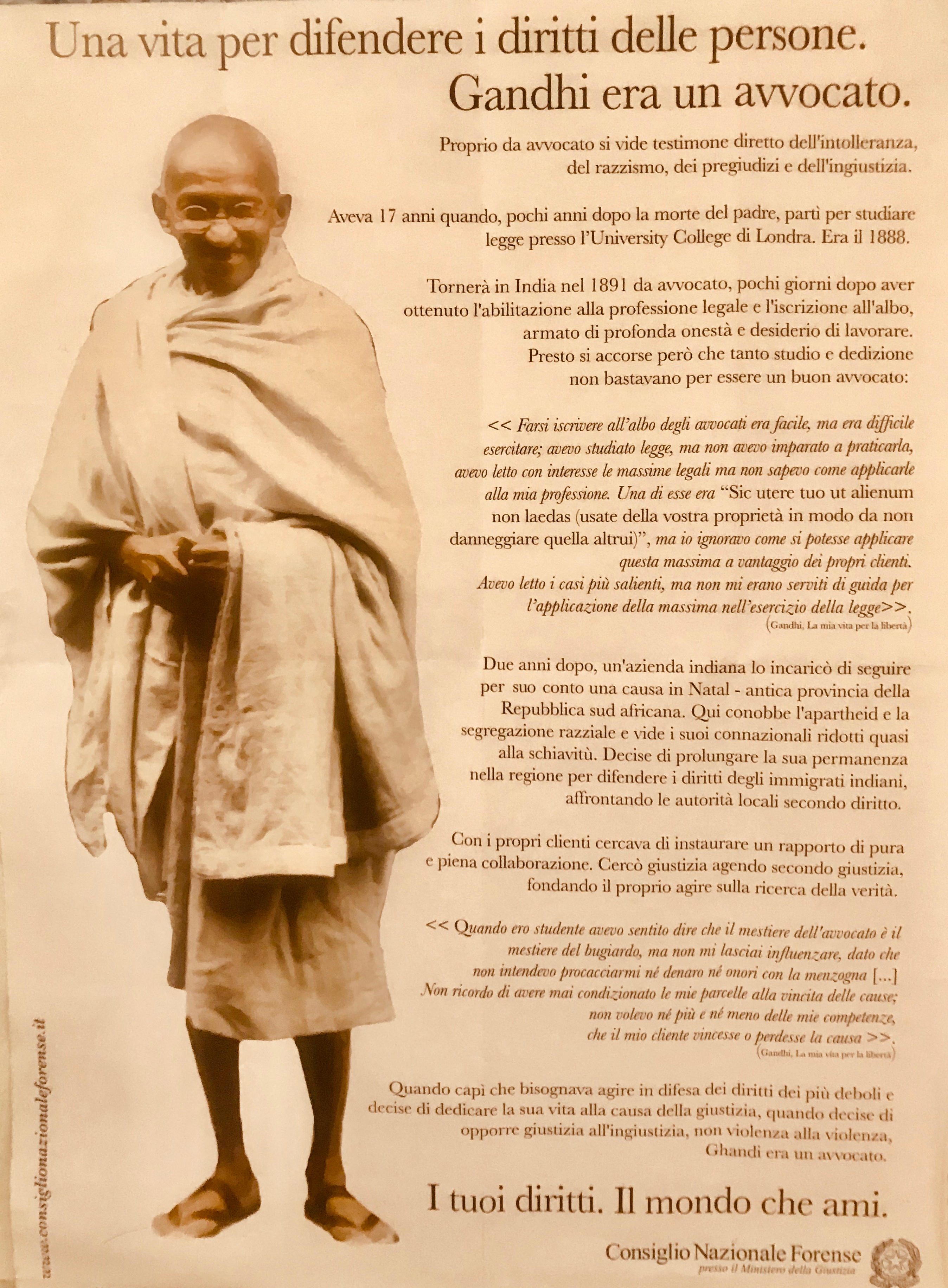 manifesto-Gandhi-era-un-avvocato.jpg